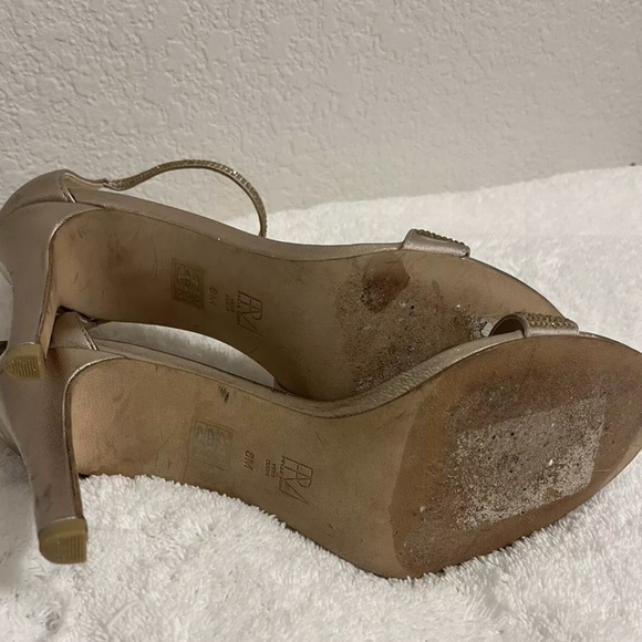 Pelle Moda Gold Ankle Strap Heels 8 - Picture 7 of 7